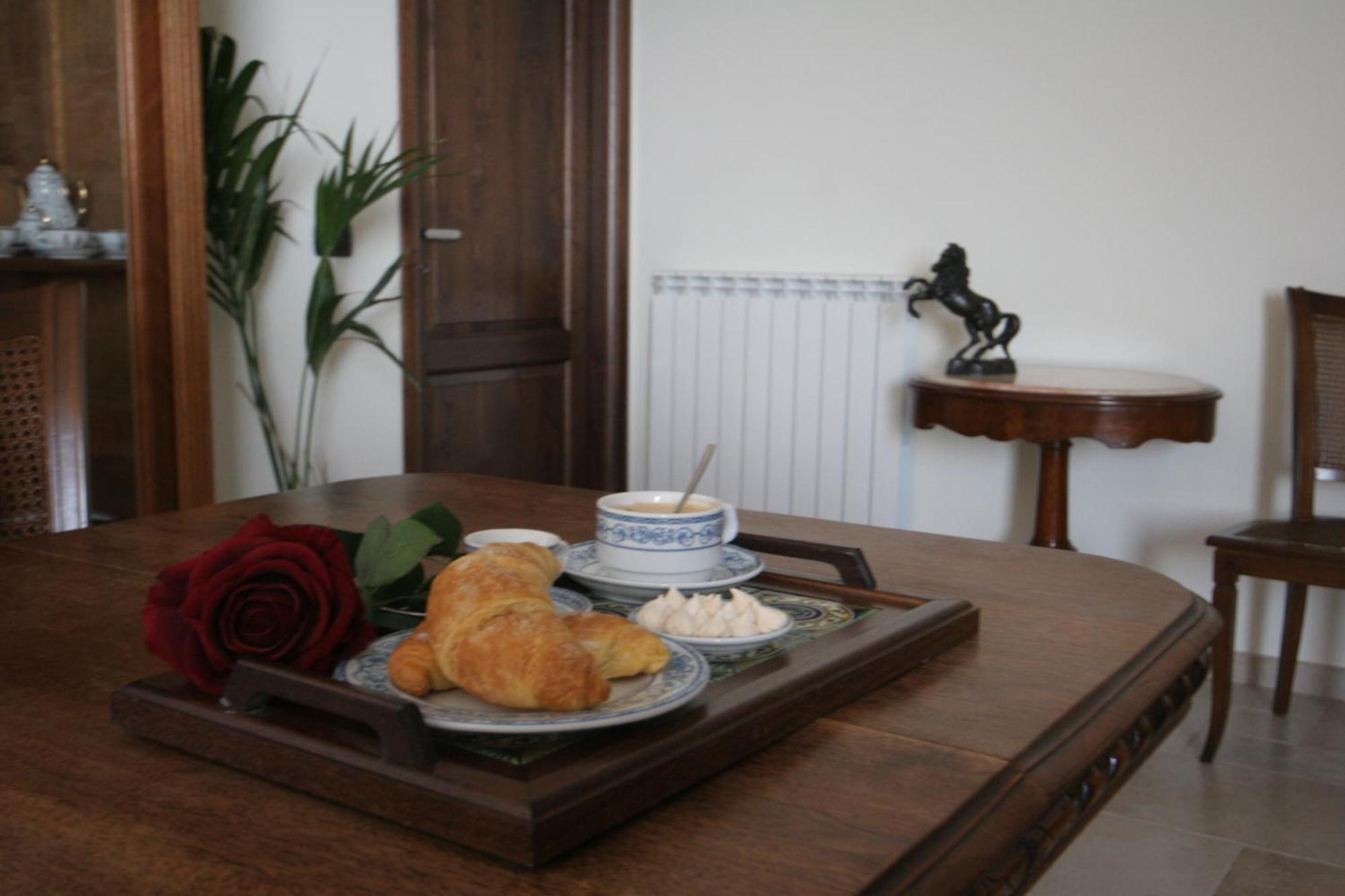Bed and Breakfast Casale Degli Ulivi Prestige Altavilla Silentina Exterior foto